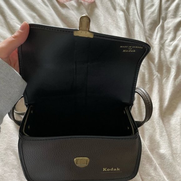 Vintage Kodak Leather Camera Bag with Shoulder Strap - Picture 8 of 11